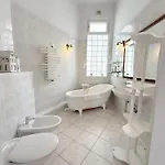 Elegant 125m2 In Center Of Budapest