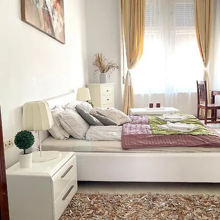 Elegant 125m2 In Center Of Budapeszt