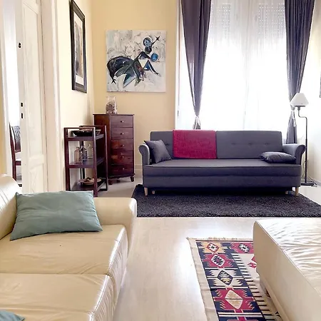 Apartment Elegant 125m2 In Center Of