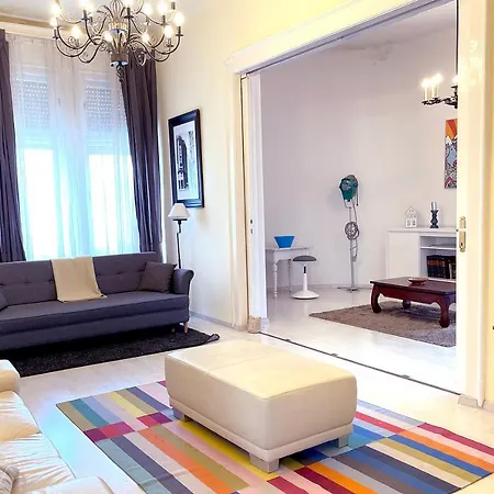 Apartment Elegant 125m2 In Center Of *