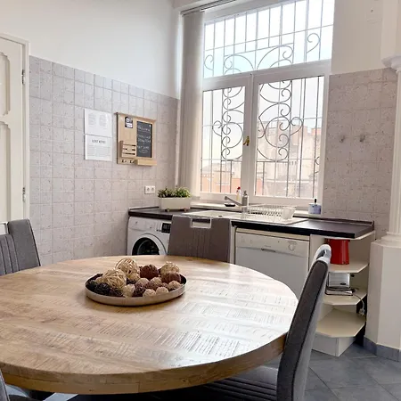 Elegant 125m2 In Center Of Apartment *