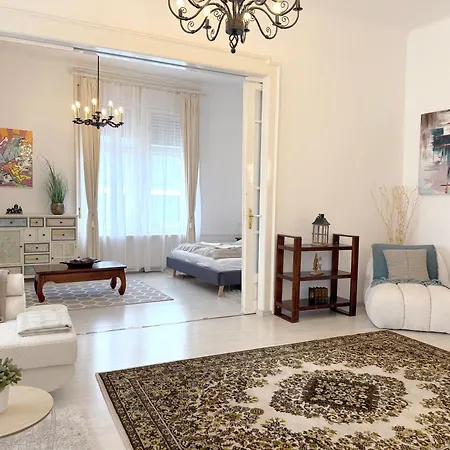 Elegant 125m2 In Center Of * 부다페스트