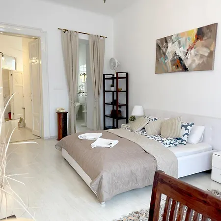 Elegant 125m2 In Center Of Budapeszt