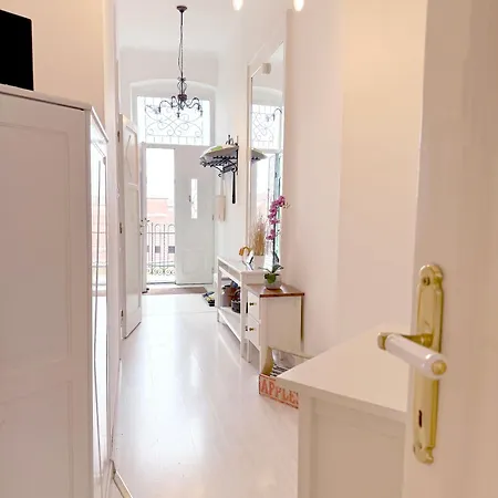 Appartamento Elegant 125m2 In Center Of