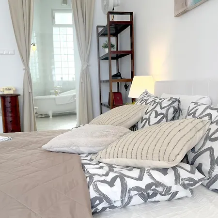 Elegant 125m2 In Center Of Appartamento