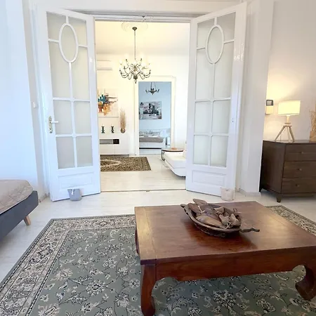 Elegant 125m2 In Center Of Appartamento *