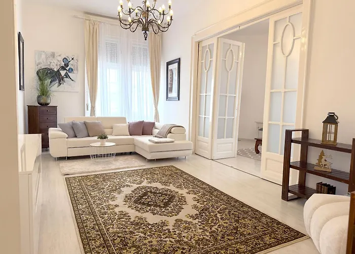 Elegant 125m2 In Center Of * Budapeszt