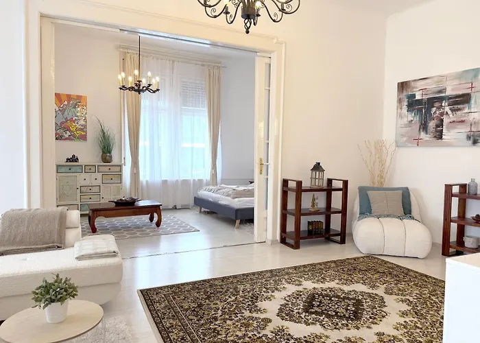 Elegant 125m2 In Center Of * Budapeszt
