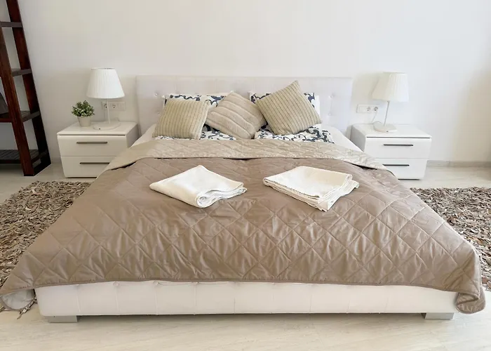 Apartament Elegant 125m2 In Center Of