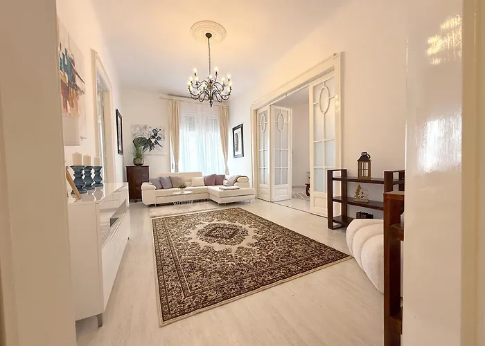 Apartament Elegant 125m2 In Center Of