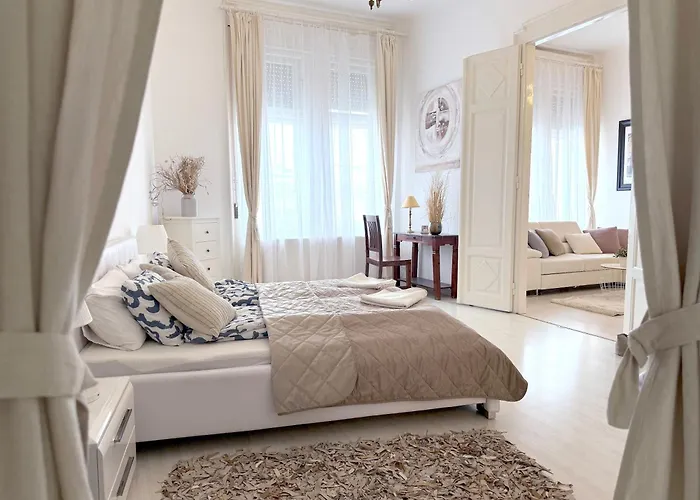 Elegant 125m2 In Center Of Apartament *