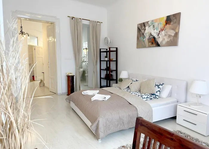 Elegant 125m2 In Center Of Budapeszt