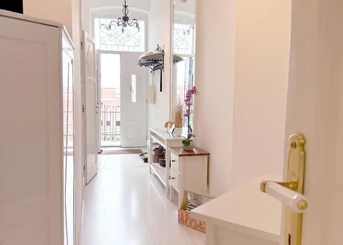 Apartament Elegant 125m2 In Center Of