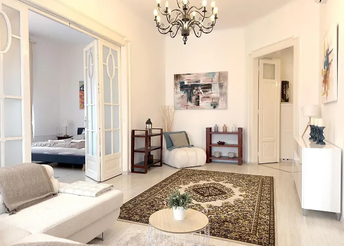 Elegant 125m2 In Center Of Apartament Budapeszt