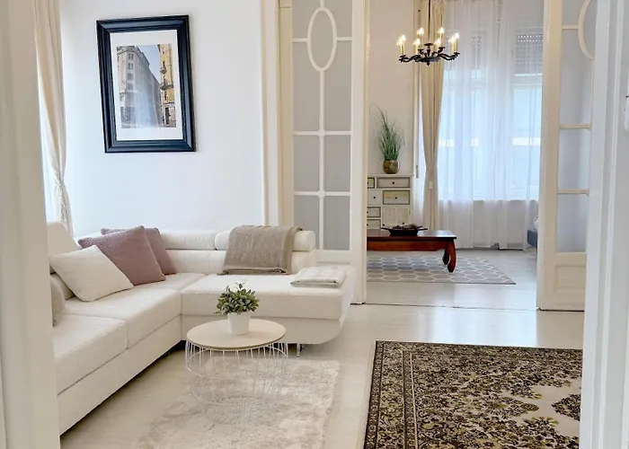 Elegant 125m2 In Center Of