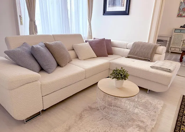 Elegant 125m2 In Center Of
